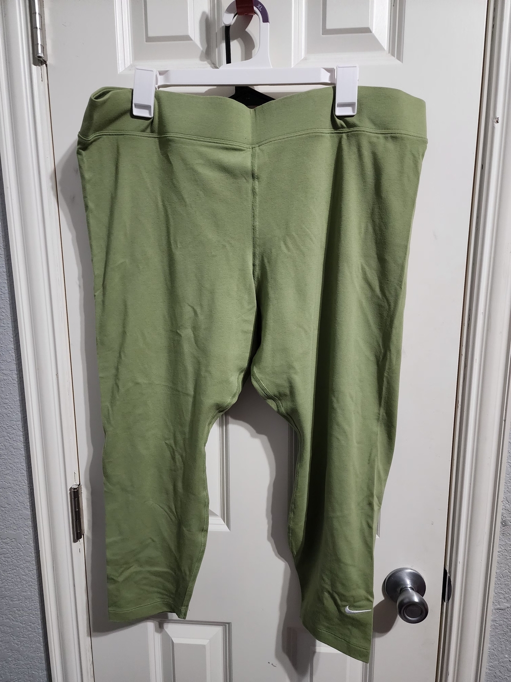 Nike Green Capri Leggings